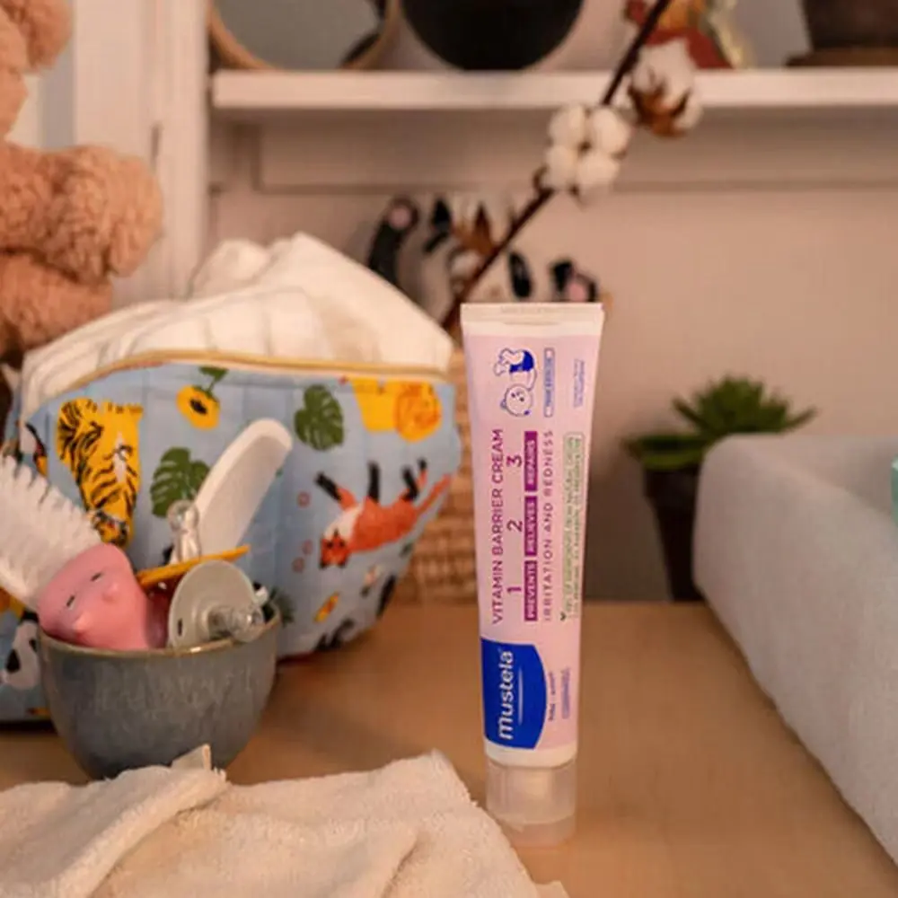 Mustela Vitamin Barrier Cream 1.2.3 Pişik Kremi 100 ml